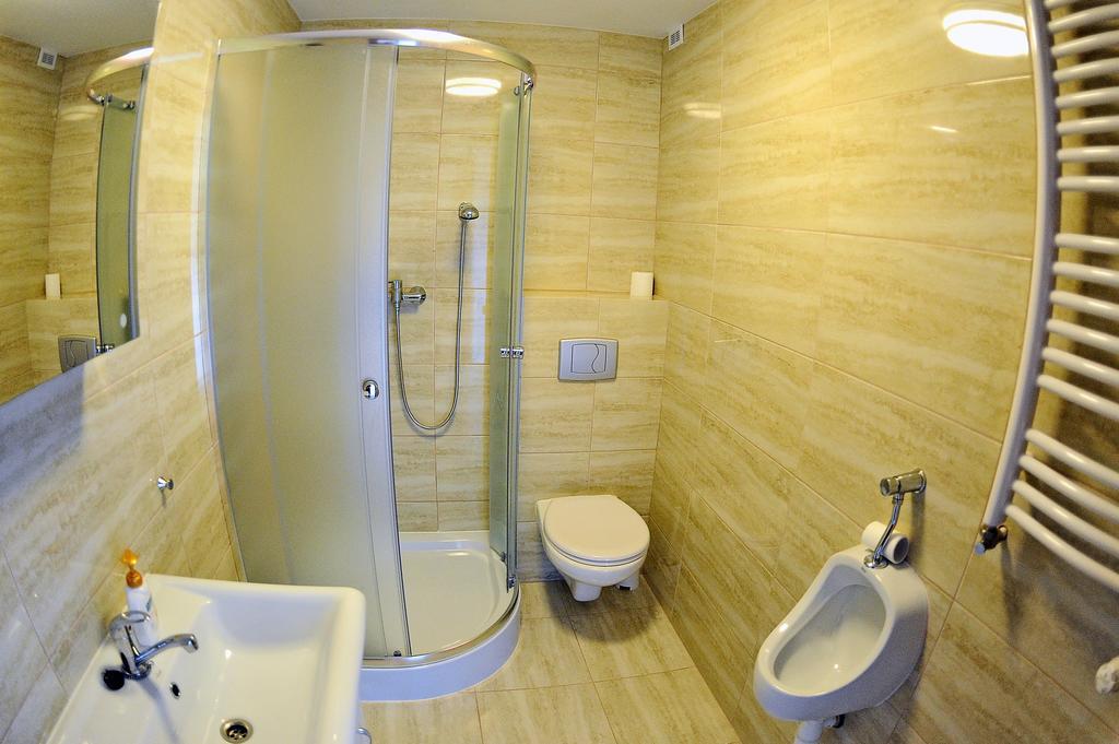 エルブロンク Koronaホステル 部屋 写真